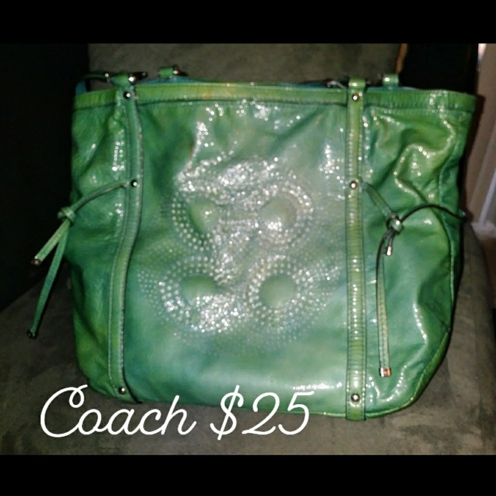 Purses/Handbags - Picture 3 of 8